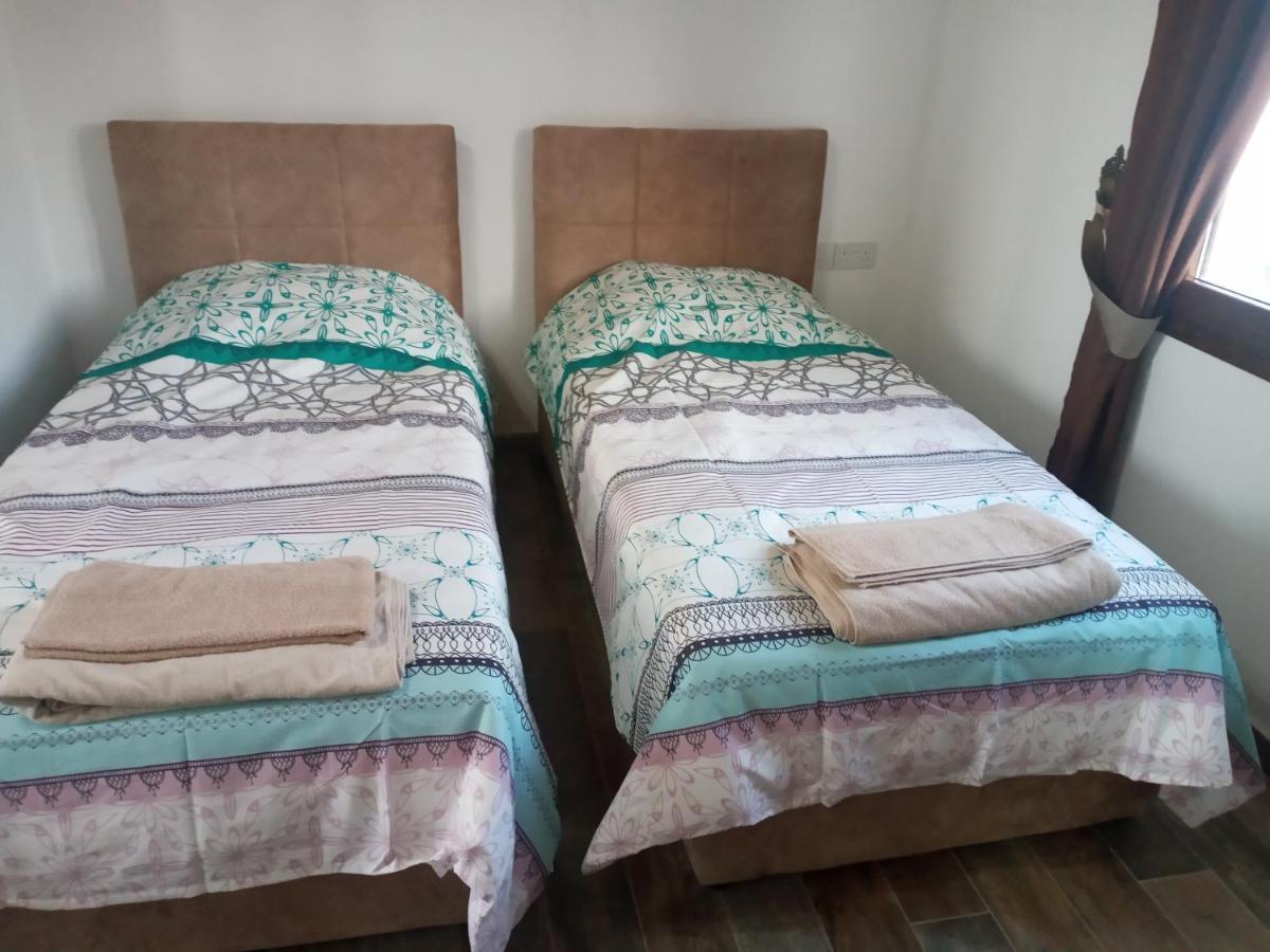 Magic Moon Guest House Famaguszta Kültér fotó