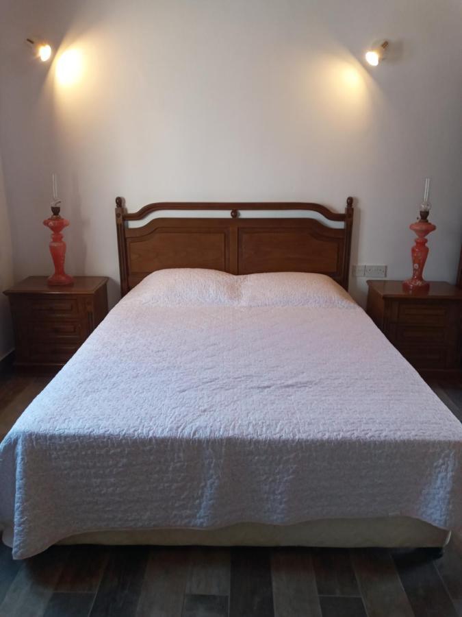 Magic Moon Guest House Famaguszta Kültér fotó