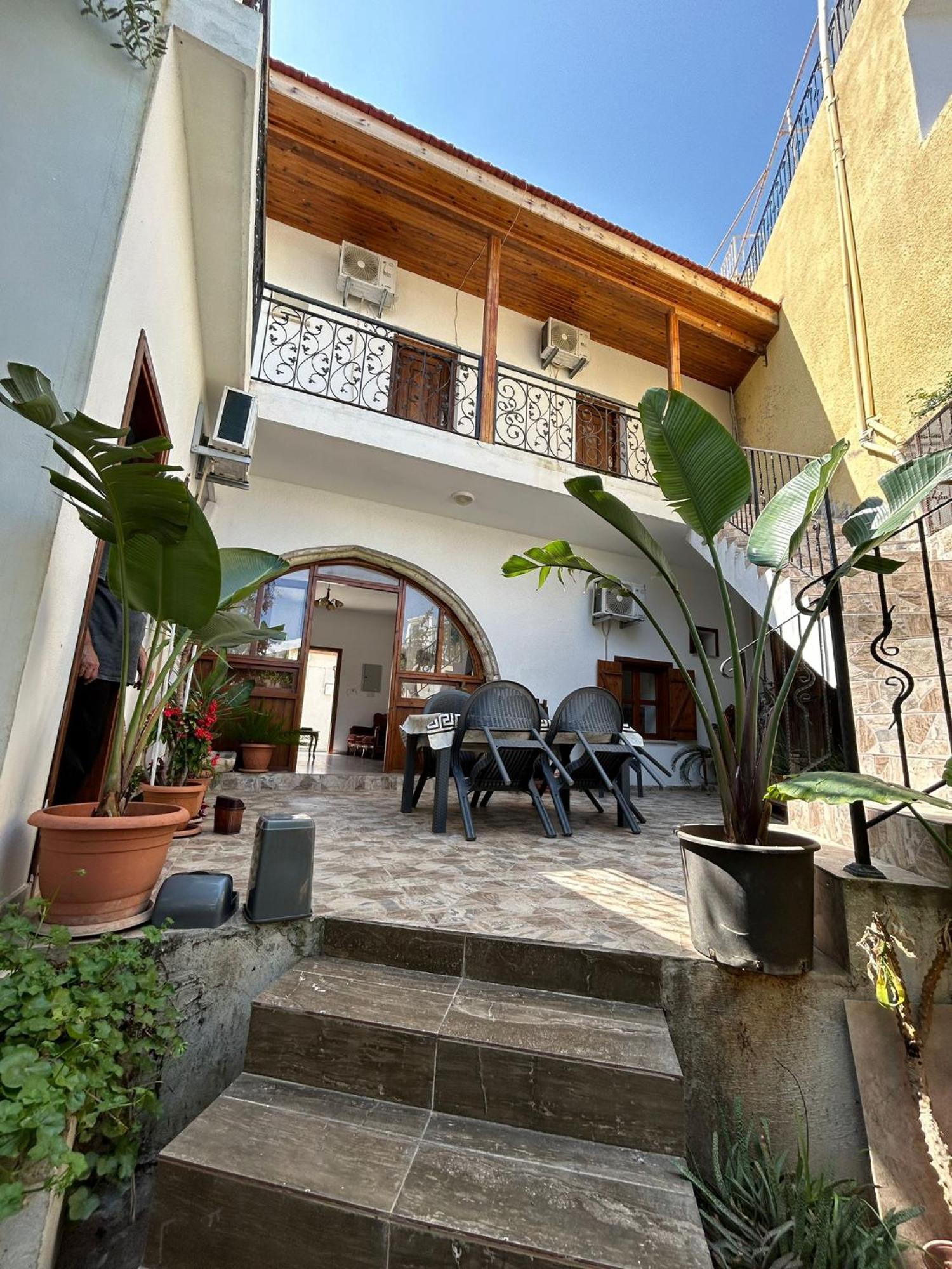 Magic Moon Guest House Famaguszta Kültér fotó