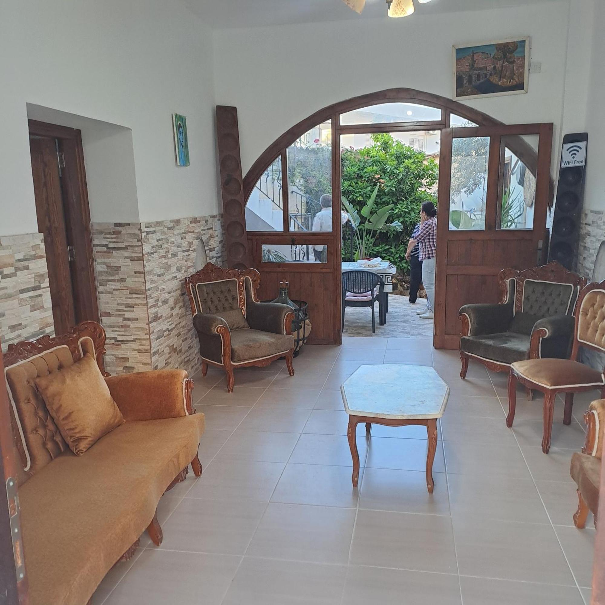 Magic Moon Guest House Famaguszta Kültér fotó